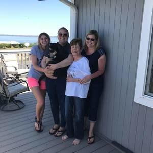 Meet your Posher, Cheryl